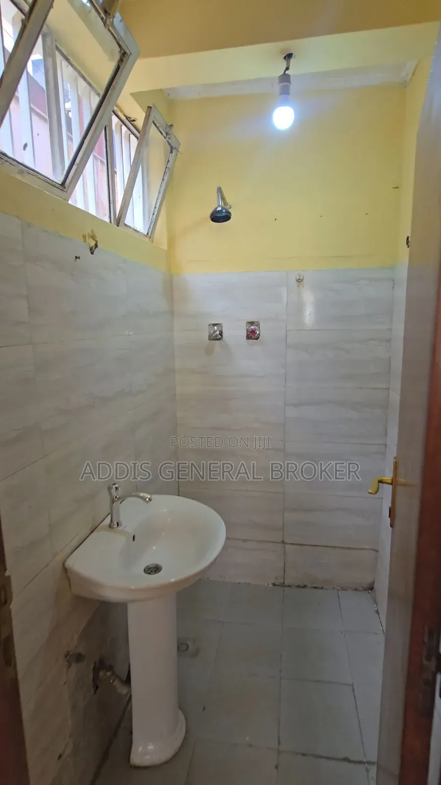 3bdrm House in Lebu, Nifas Silk-Lafto for sale