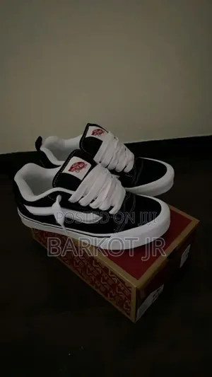 Vans Knu Skool