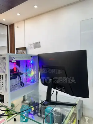 New Desktop Computer Dell Alienware Area-51 32GB Intel Core i7 SSD 1T
