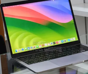 New Laptop Apple MacBook 8GB Intel Core i5 SSD 512GB