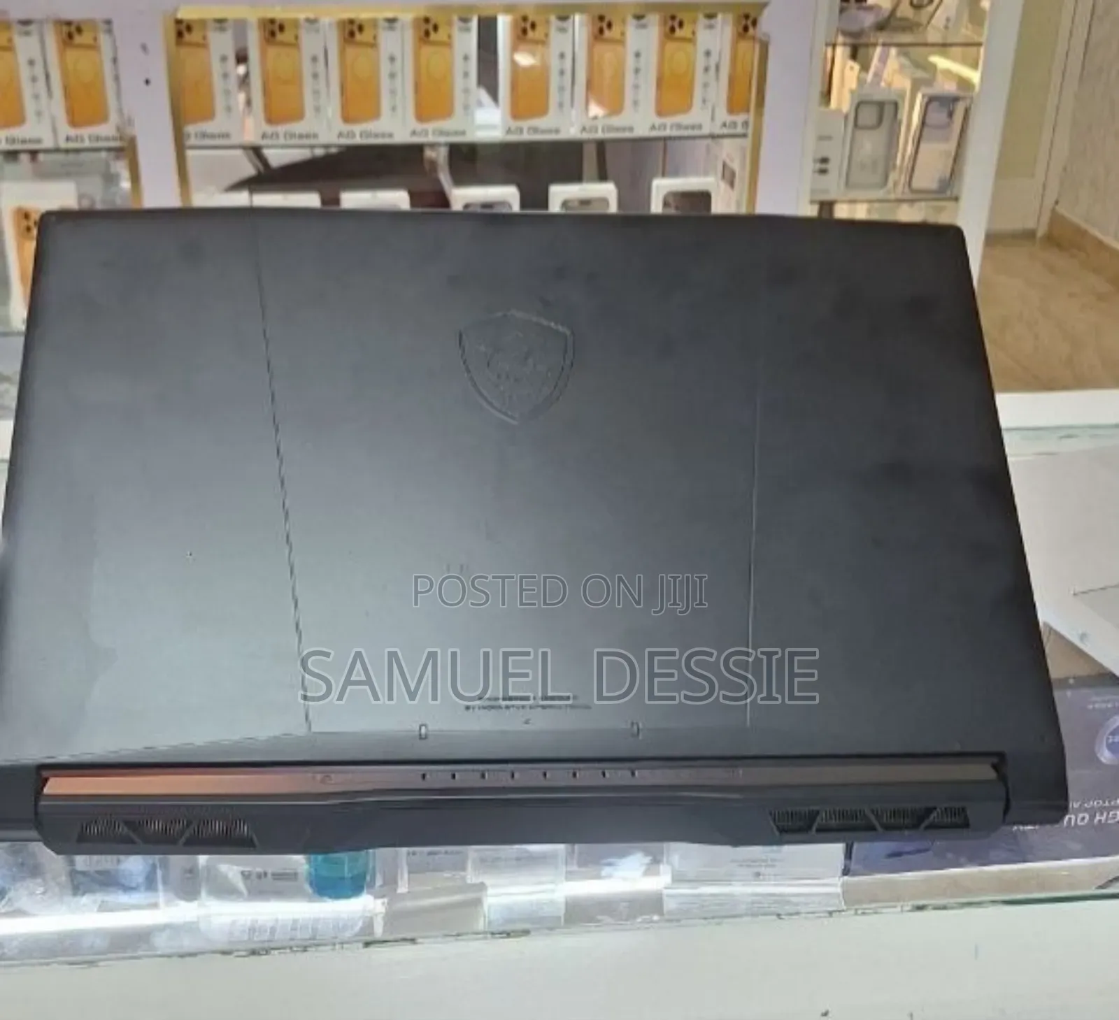 New Laptop MSI Cyborg 15 16GB Intel Core i7 SSD 1T