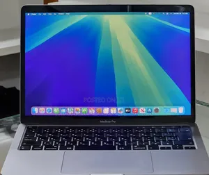 New Laptop Apple MacBook Pro 2020 8GB Intel Core i5 SSD 512GB
