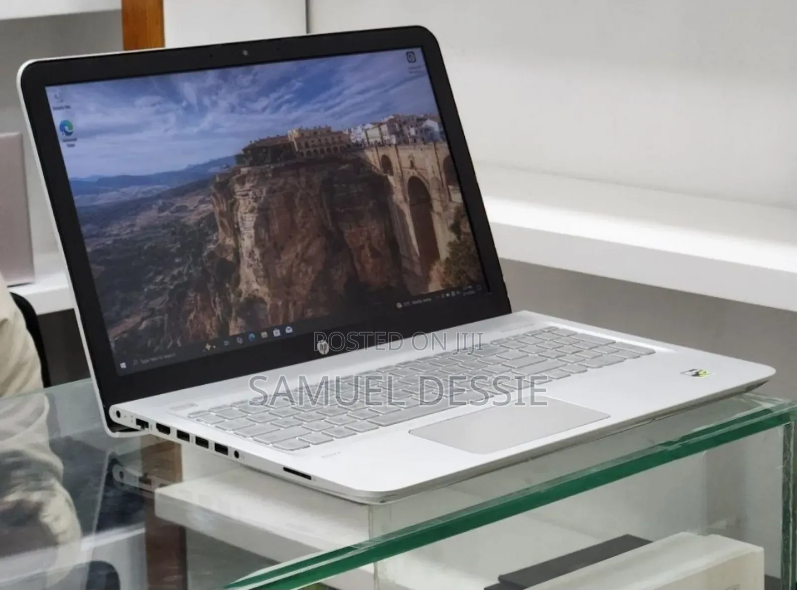 New Laptop HP Envy 15 12GB Intel Core i5 HDD+SSD 1T