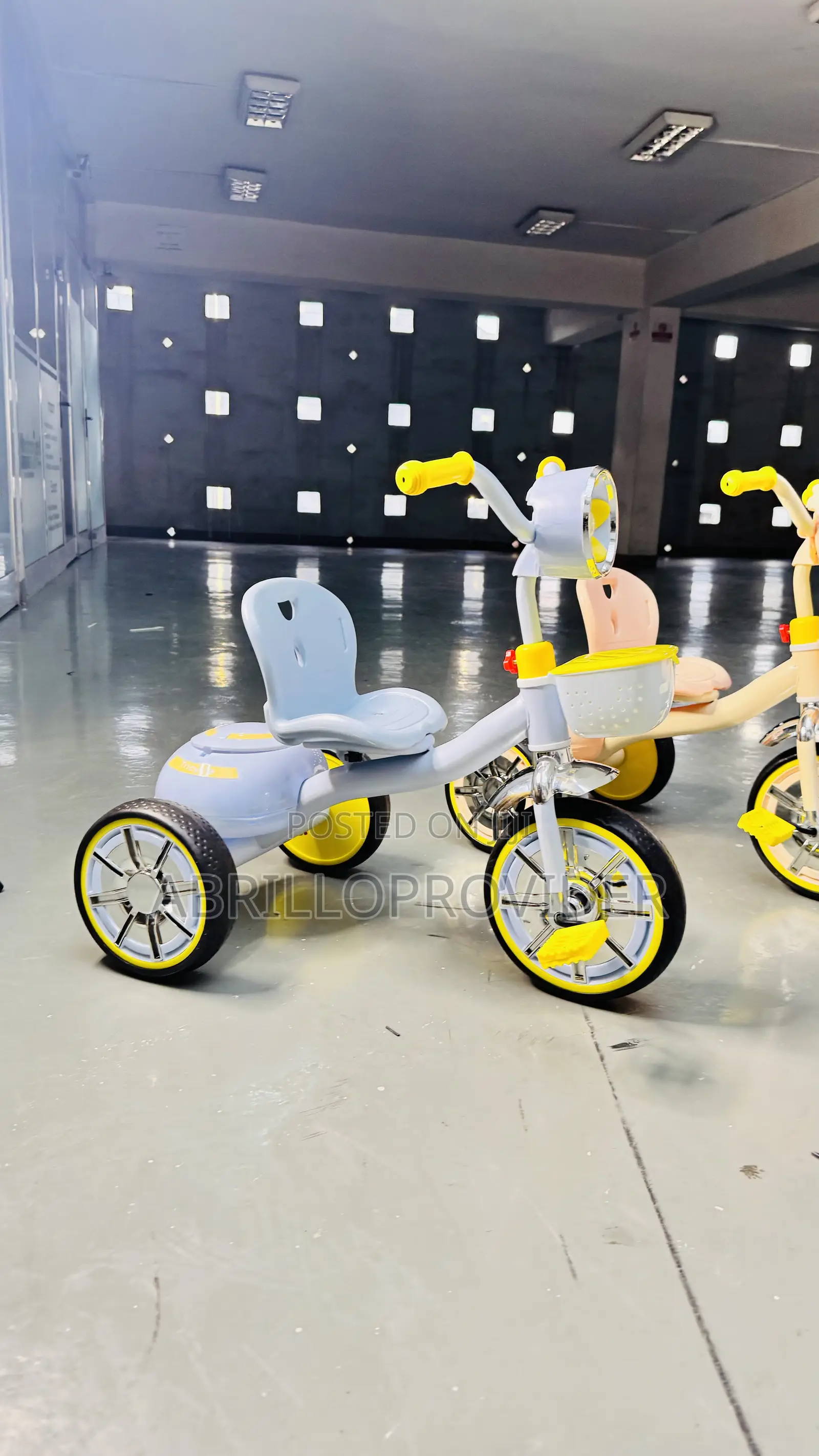 Bike for 2-6 Years Safe 3 Wheel Kids Tricycle With Musical Pedal