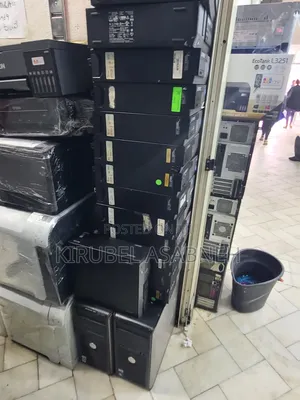 Desktop Computer Dell OptiPlex 3050 4GB Intel Core i5 HDD 500GB