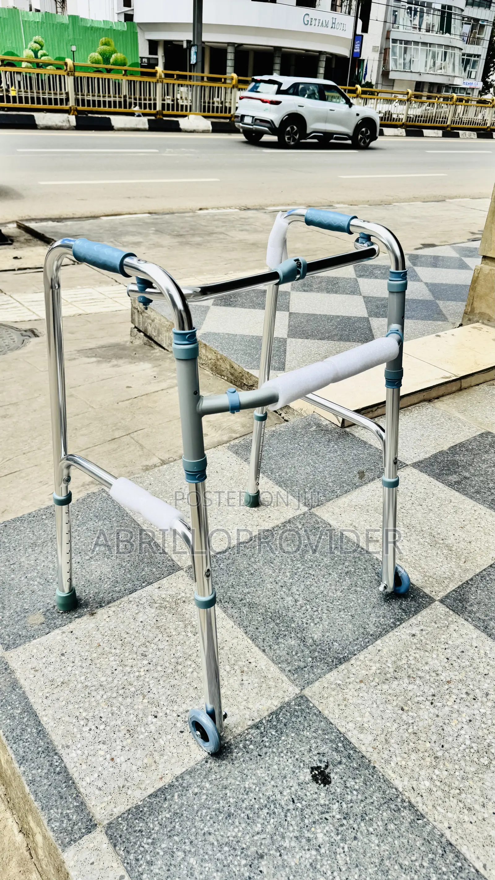 Rollator With 4 Wheels, Walker Foldable And Height-adjustable Walking