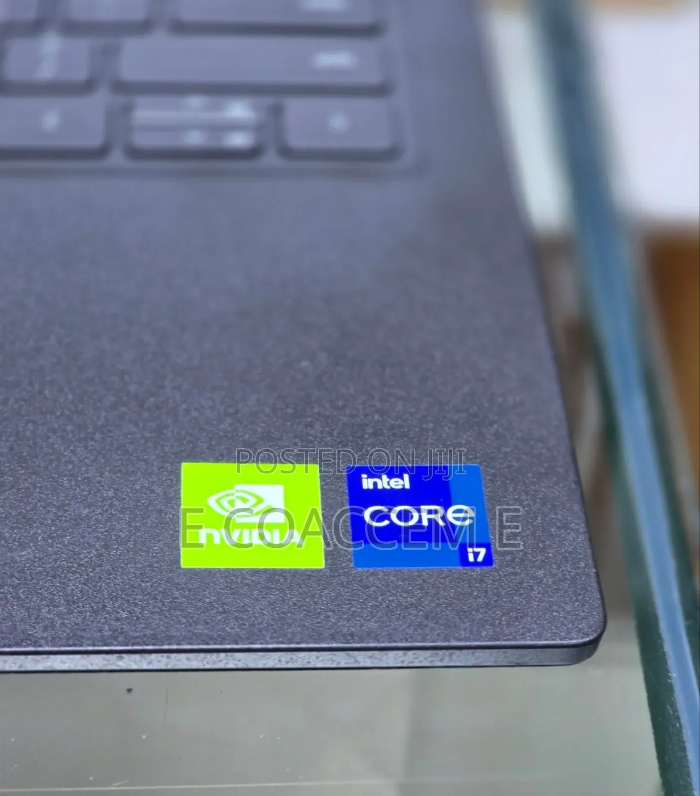 New Laptop Dell Latitude 3320 8GB Intel Core i7 SSD 256GB
