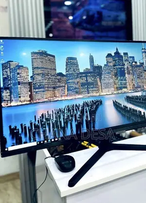 Curved Monitor