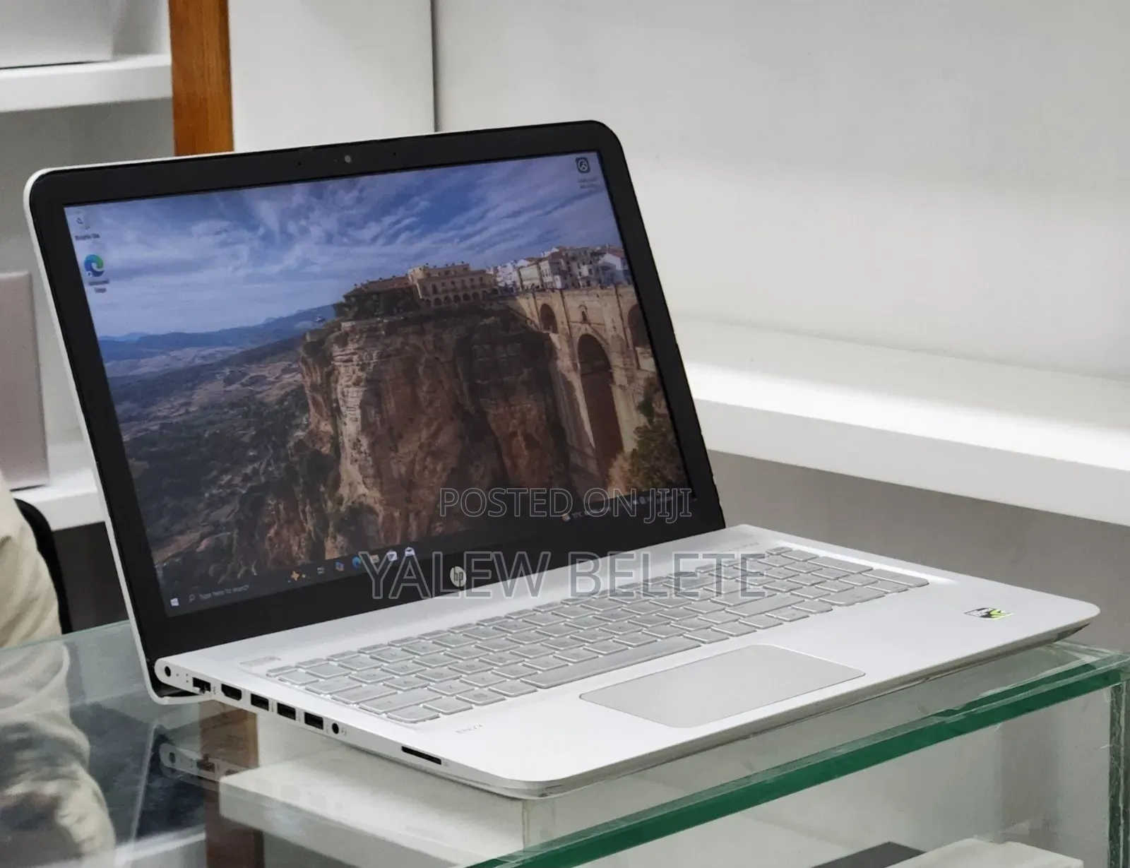 New Laptop HP Envy 13 12GB Intel Core i5 HDD 1.5T