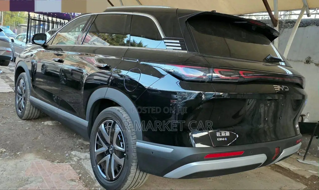 New BYD Sealion 7 DM 1.5 Hybrid FWD 2025 Black