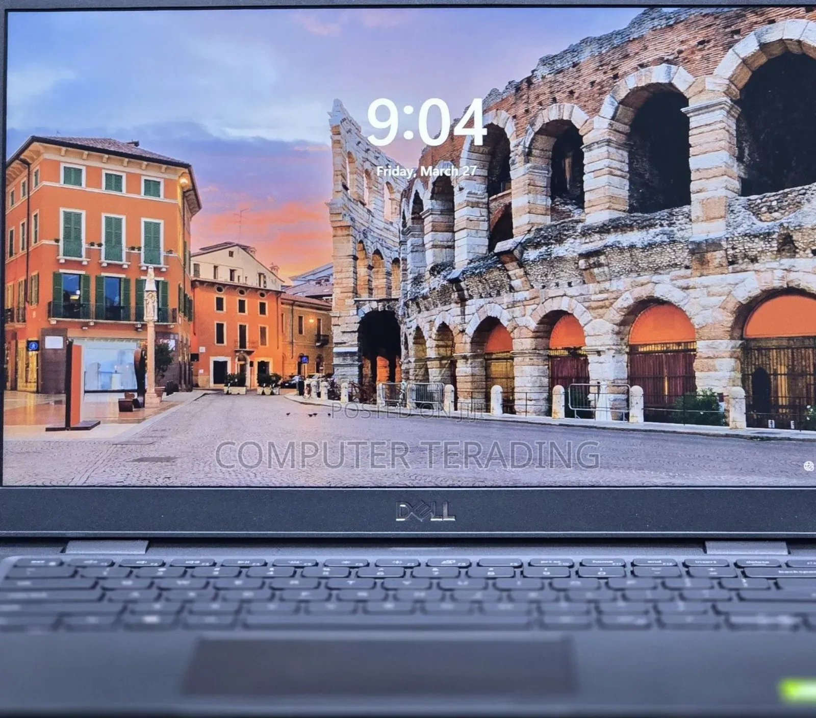 New Laptop Dell 8GB Intel Core i7 SSD 256GB