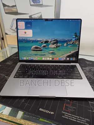 New Laptop Apple MacBook Pro M1 16GB Apple M1 Pro SSD 512GB