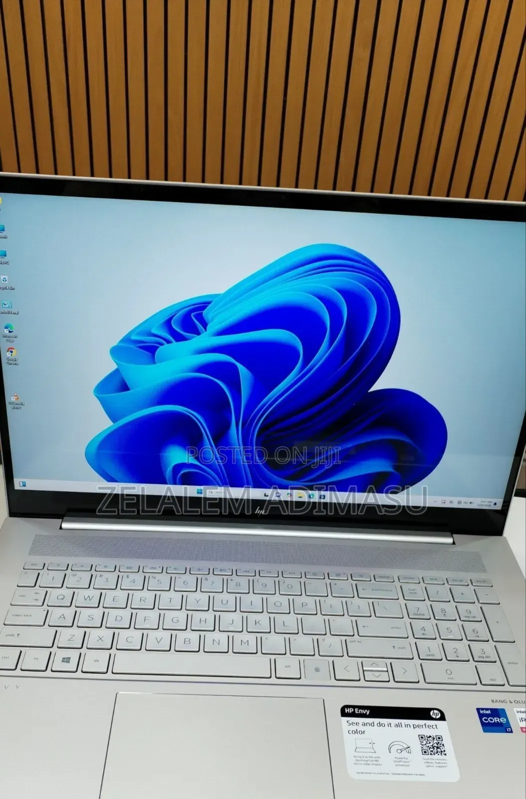 New Laptop HP Envy Pro 12GB Intel Core i7 SSD 512GB