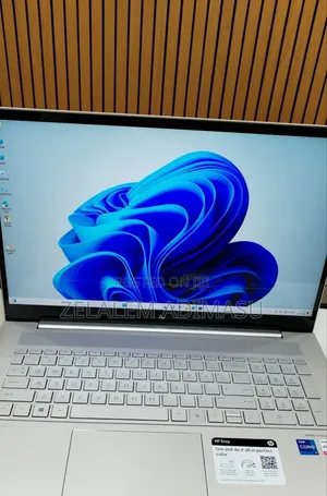 New Laptop HP Envy Pro 12GB Intel Core i7 SSD 512GB