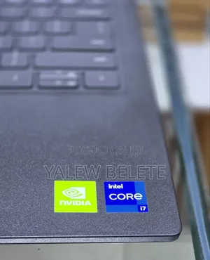 New Laptop Dell Latitude 3320 8GB Intel Core i7 SSD 256GB