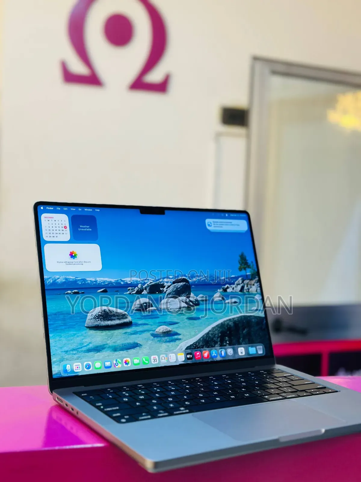 New Laptop Apple MacBook Pro M1 16GB Apple M1 Pro SSD 512GB