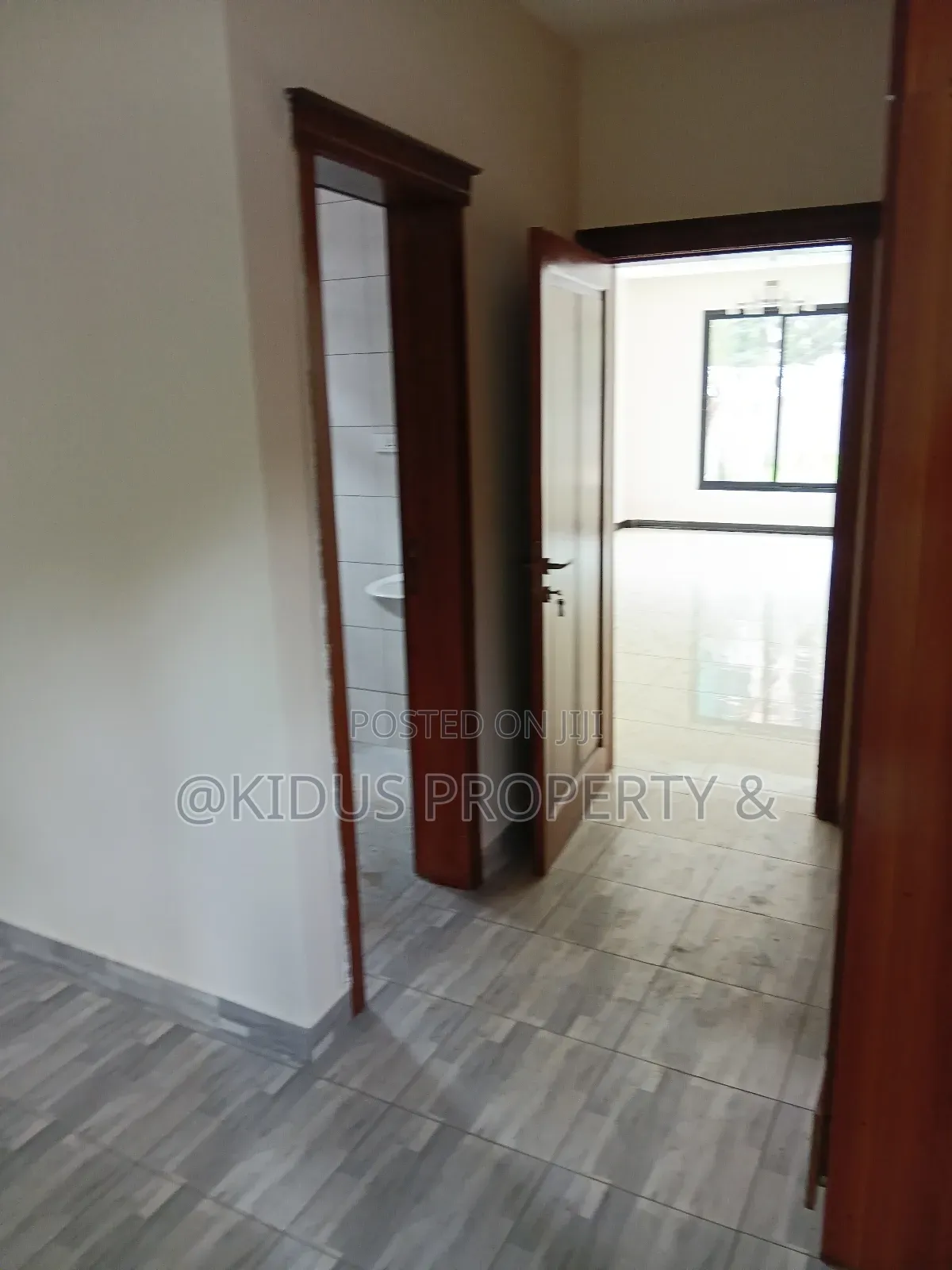 3bdrm Apartment in Vatican Embassy, Nifas Silk-Lafto for rent