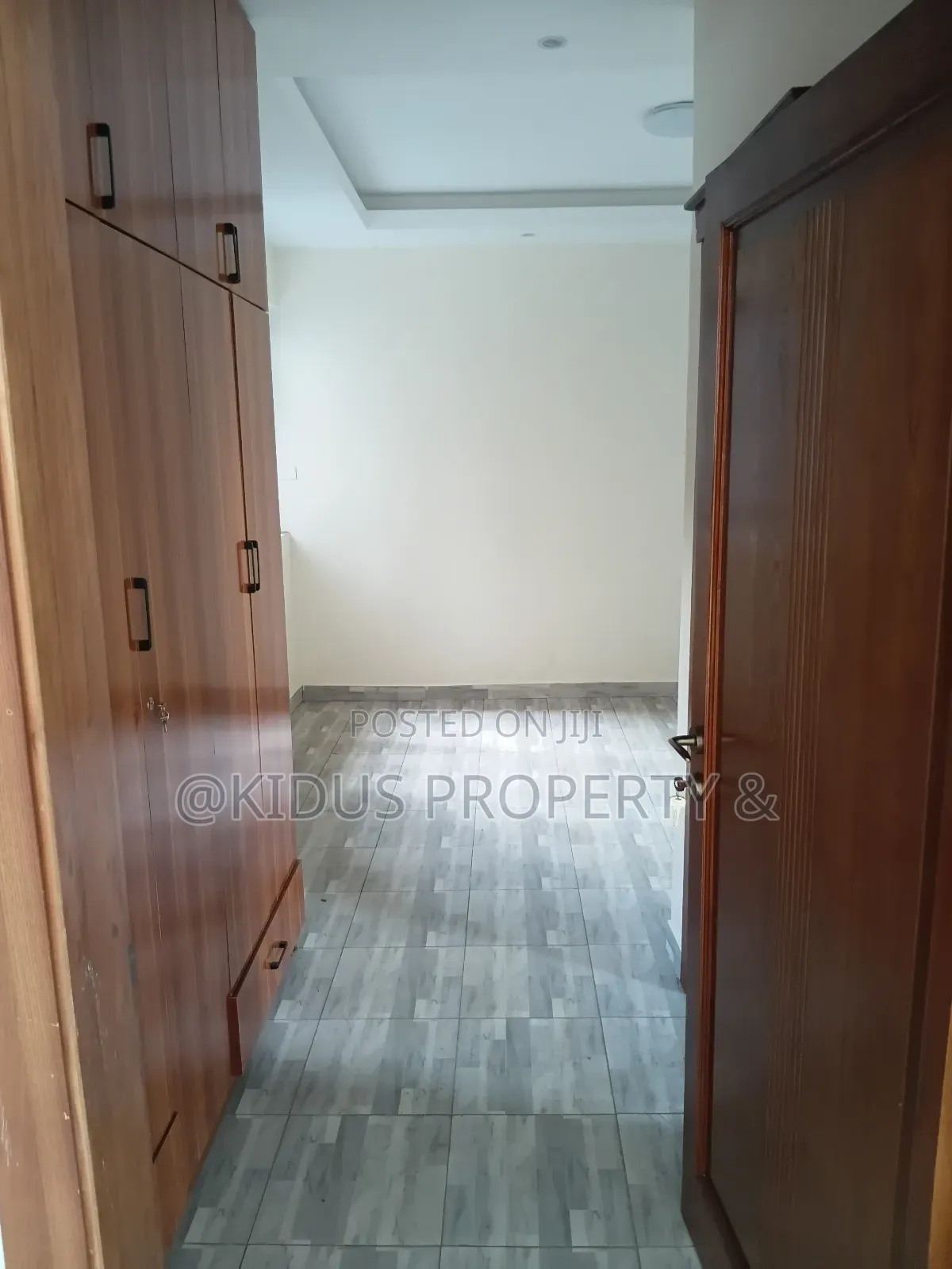 3bdrm Apartment in Vatican Embassy, Nifas Silk-Lafto for rent