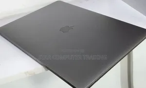 New Laptop Apple MacBook Pro 2016 16GB Intel Core i7 SSD 512GB