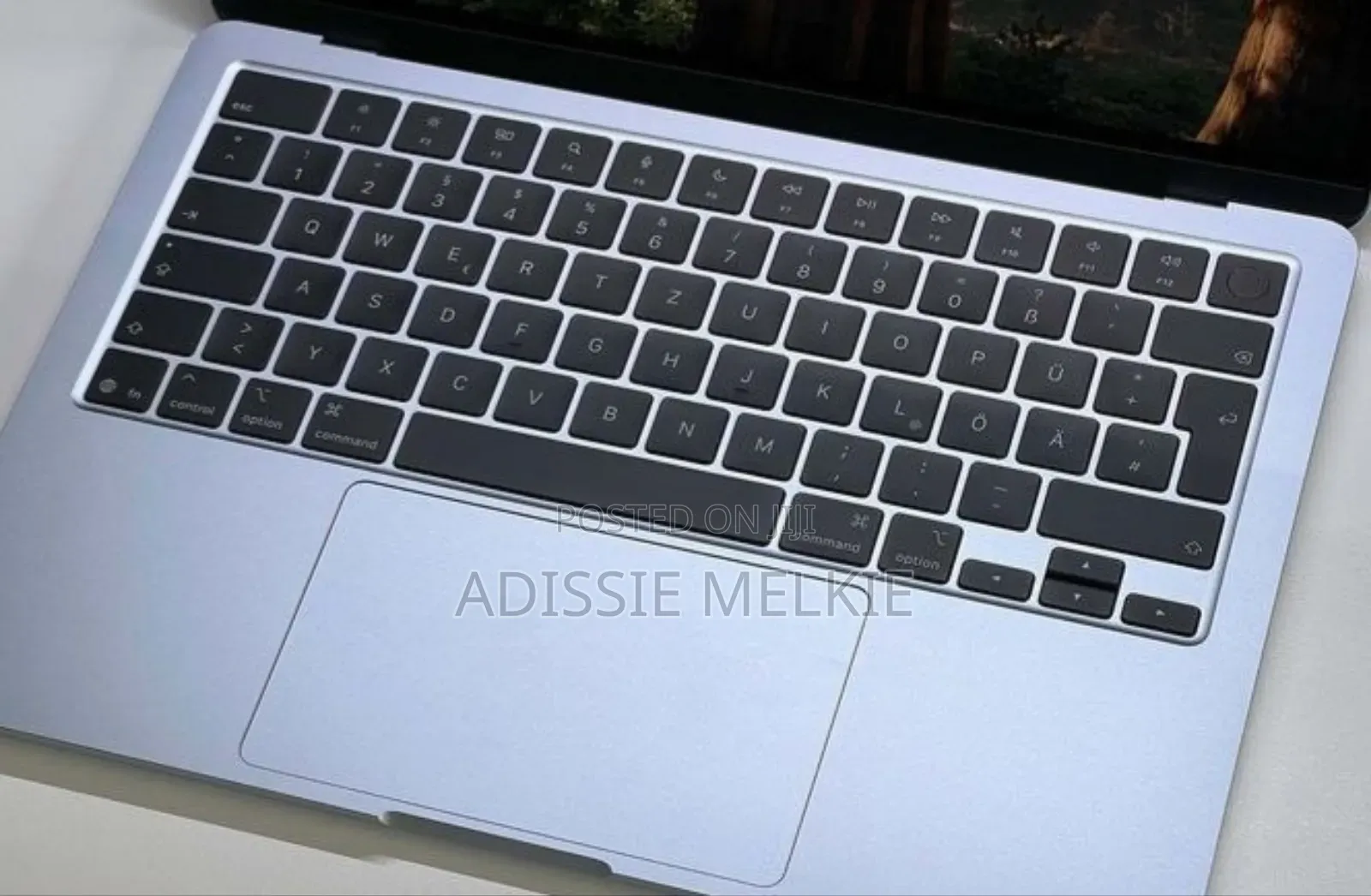 New Laptop Apple MacBook Air 2025 M4 13-inch 16GB Apple M4 SSD 256GB