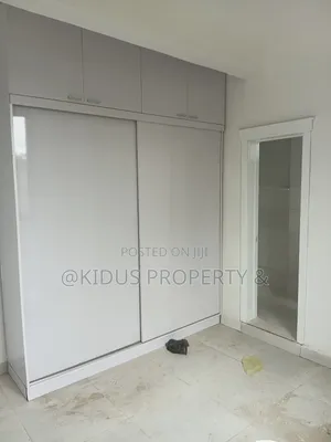 2bdrm Apartment in Lebu Mebrate, Nifas Silk-Lafto for rent