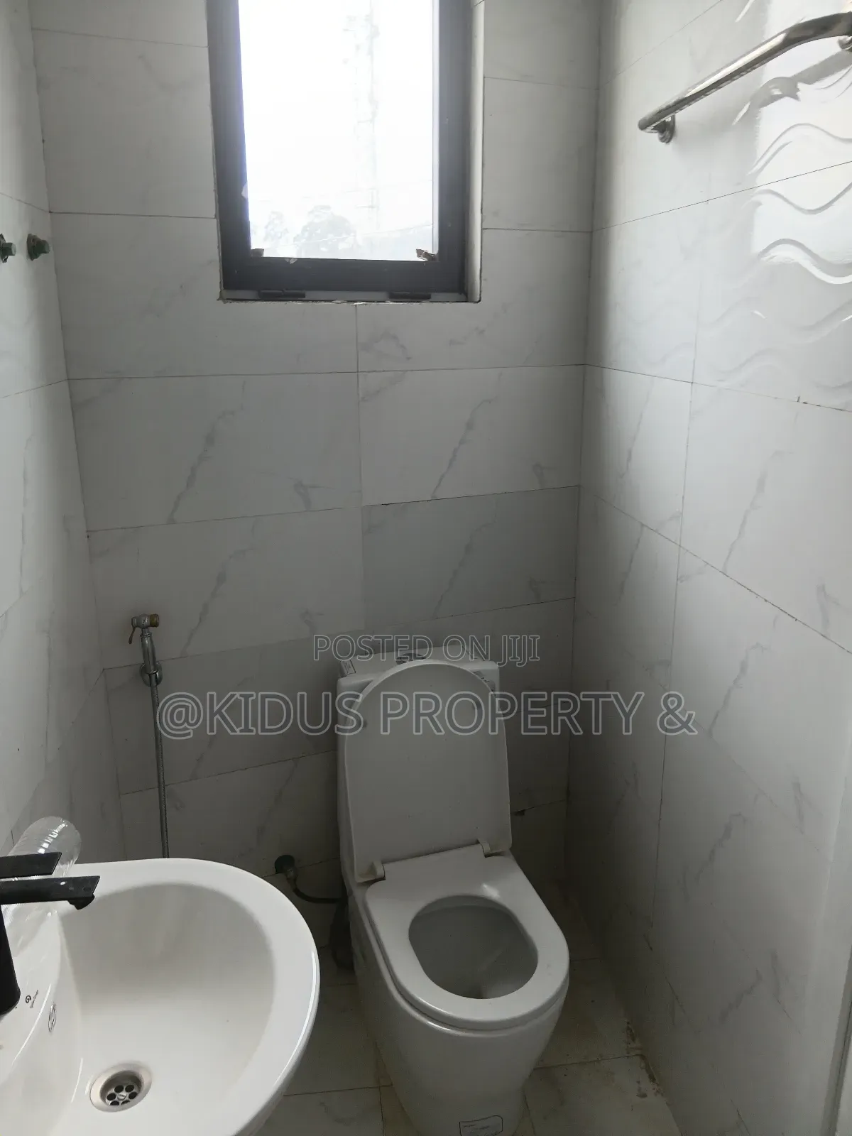 2bdrm Apartment in Lebu Mebrate, Nifas Silk-Lafto for rent