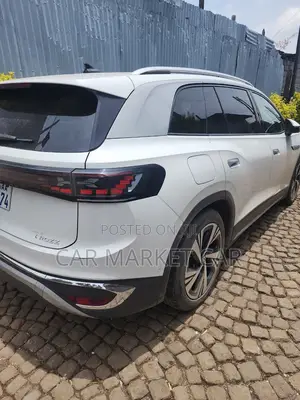 Volkswagen ID.6 2023 White