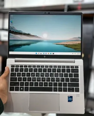 New Laptop HP 630 16GB Intel Core i7 SSD 512GB