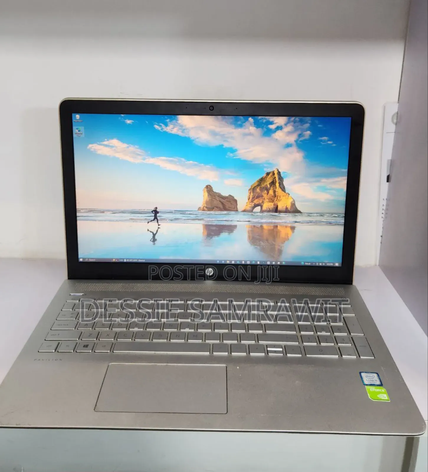 New Laptop HP Pavilion 15 8GB Intel Core i5 HDD 1T