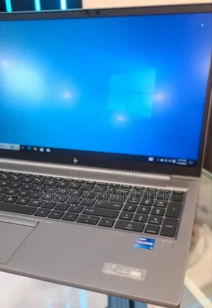 New Laptop HP ZBook Studio x360 15 G6 16GB Intel Core i7 SSD 1T
