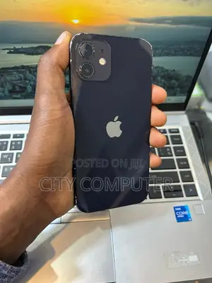Apple iPhone 12 64 GB Black