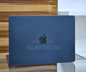 New Laptop Apple MacBook Air 2025 M4 13-inch 16GB Apple M4 SSD 256GB