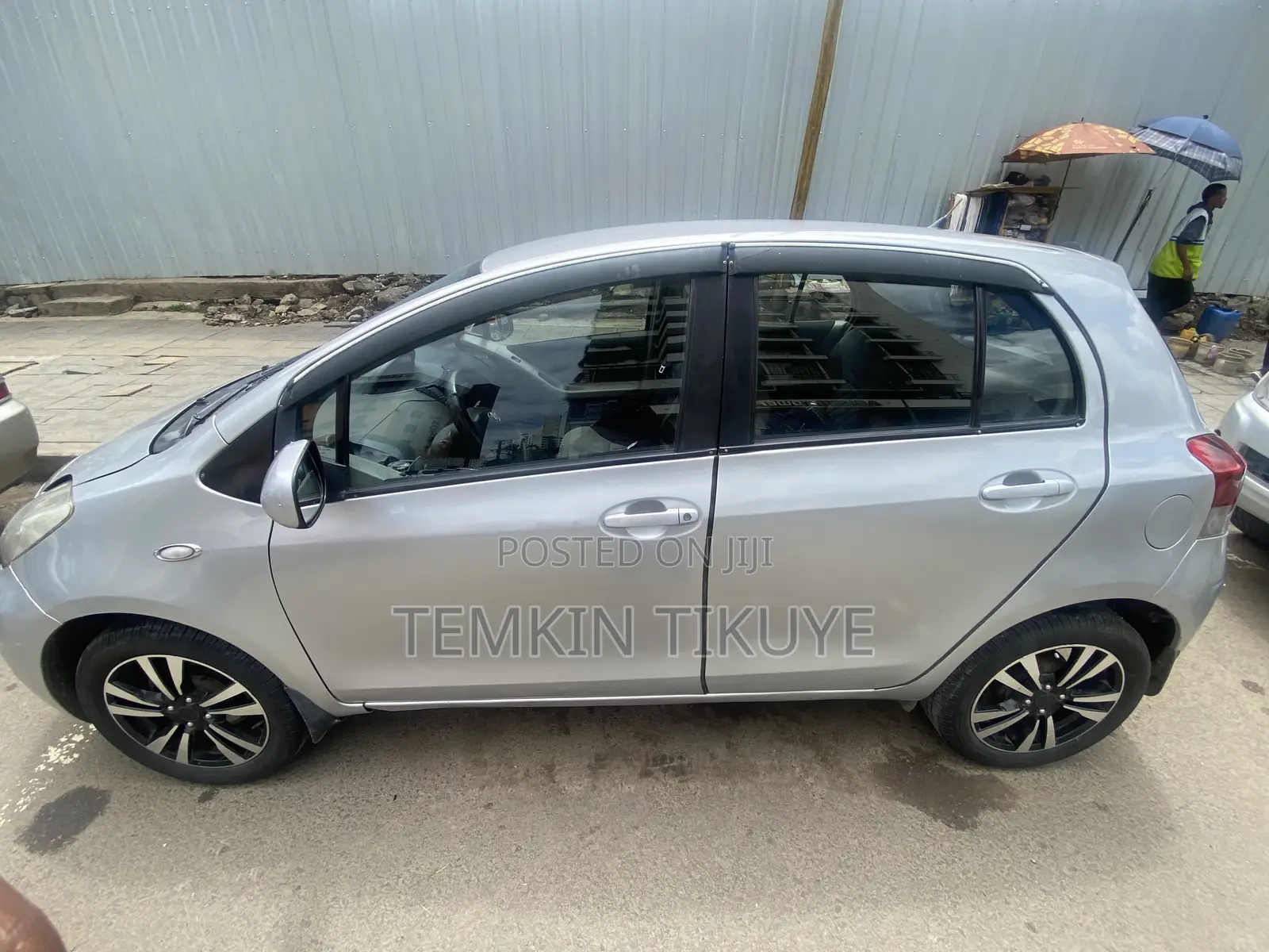 Toyota Yaris 2010 Silver
