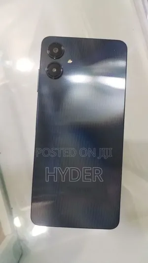 New Samsung Galaxy A06 128 GB Black