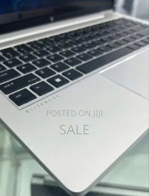 New Laptop HP EliteBook 840 G8 16GB Intel Core i5 SSD 512GB
