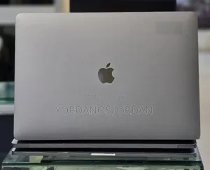 New Laptop Apple MacBook Pro 2017 16GB Intel Core i7 SSD 512GB