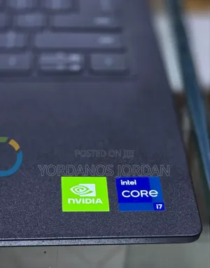 New Laptop Dell Latitude 3320 8GB Intel Core i7 SSD 256GB