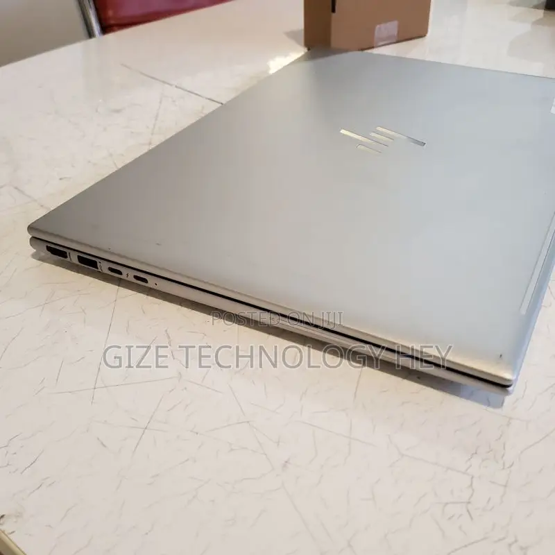 New Laptop HP EliteBook 860 G10 16GB Intel Core i5 SSD 512GB