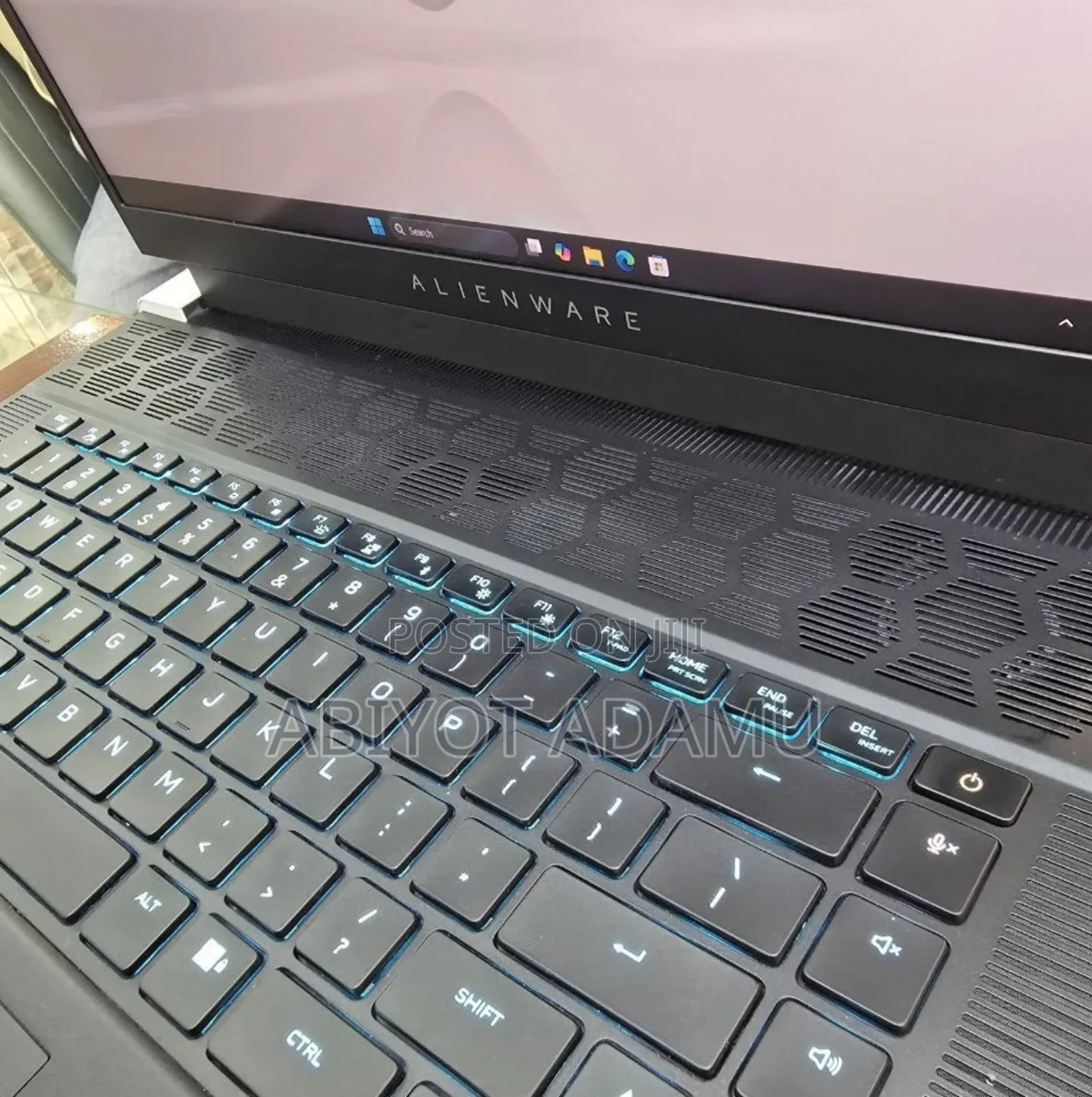 New Laptop Alienware M17x R2 16GB Intel Core Ultra 7 SSD 1T