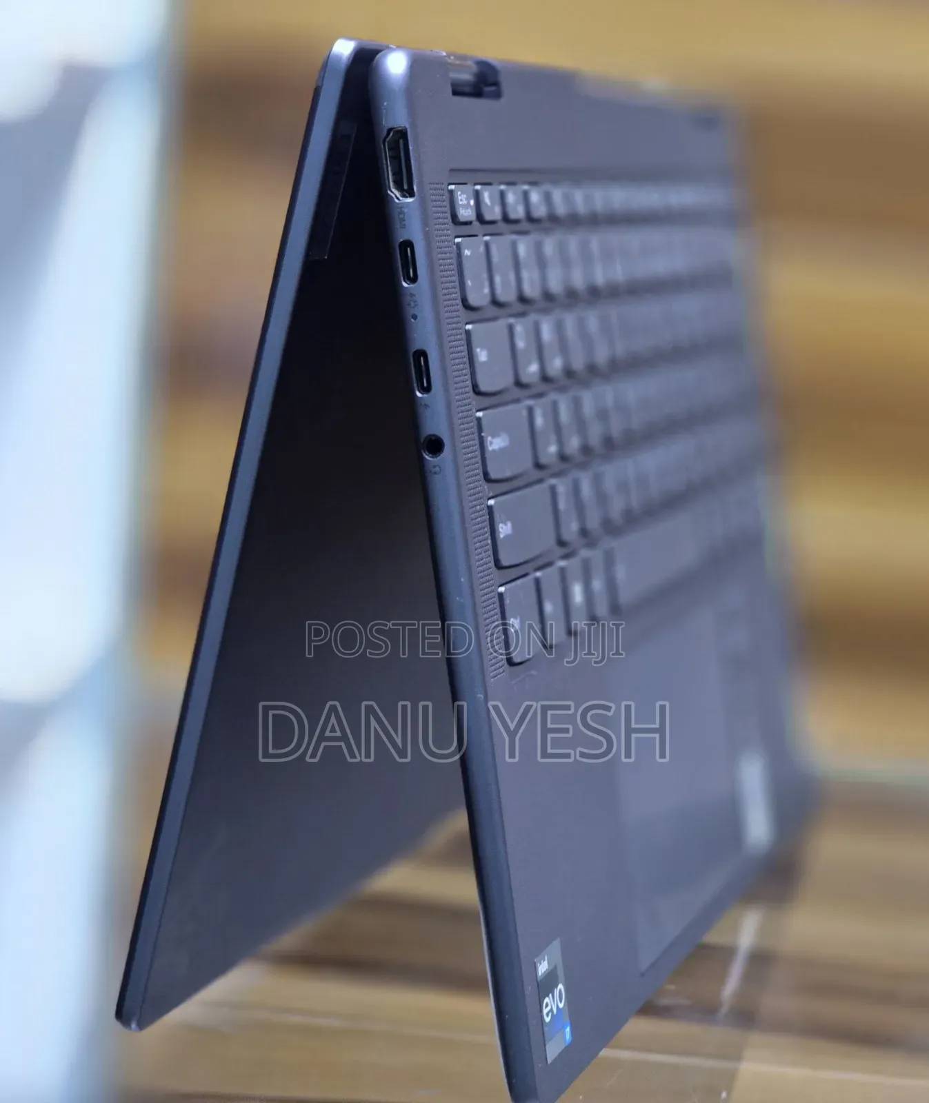 New Laptop Lenovo Yoga 7i 16GB Intel Core i7 SSD 512GB