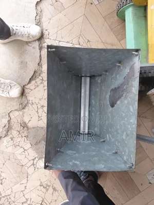 የቡና መፈልፈያ ማሽን (Manual Coffee Pulper)
