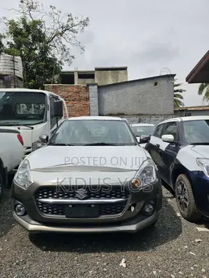 New Suzuki Swift 2023 Brown