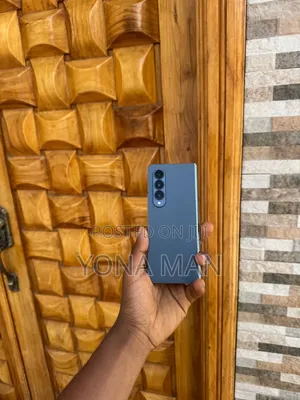 New Samsung Galaxy Z Fold4 256 GB Blue