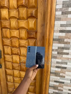 New Samsung Galaxy Z Fold4 256 GB Blue