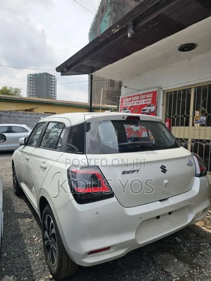 New Suzuki Swift 2025 White