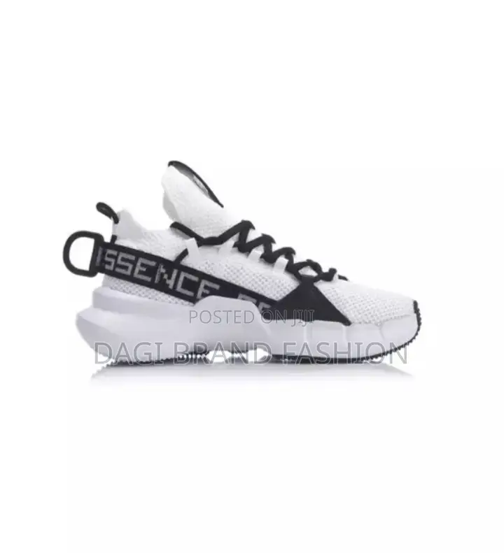 Premium Men’S Sneakers – Clean Modern Style