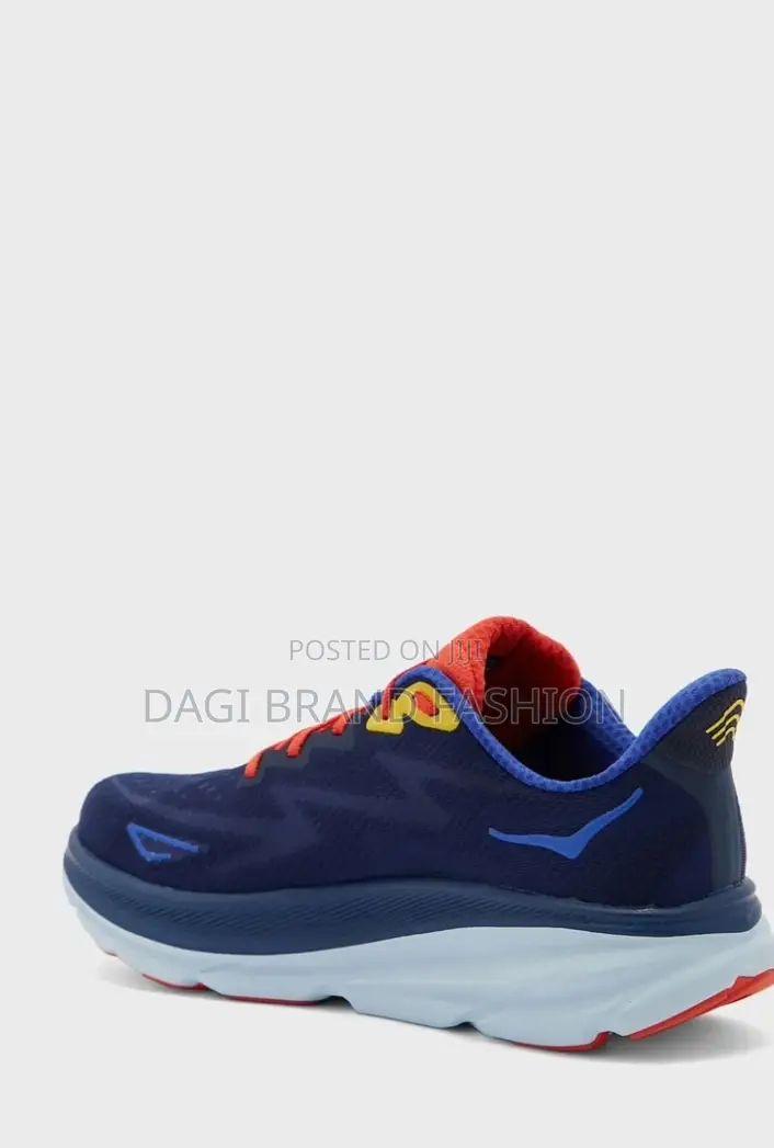 Sporty Lifestyle Sneakers – Comfort Performance