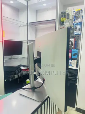 Dell 27” Monitor White Back Color