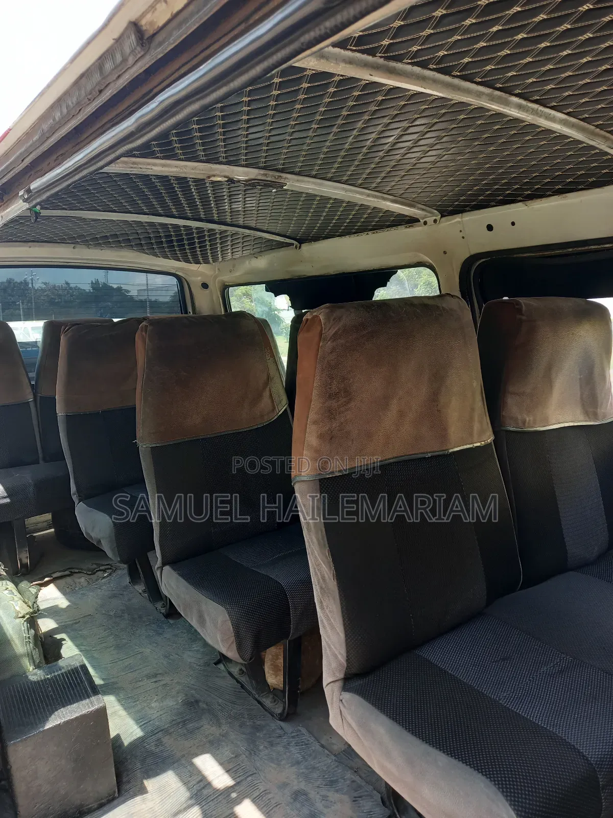 Toyota HiAce 1989 Blue
