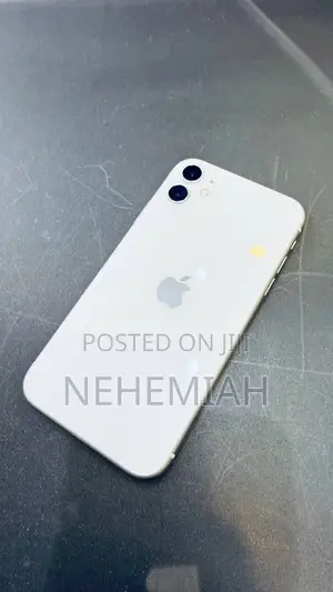 Apple iPhone 11 64 GB White